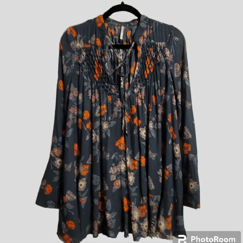 Free People Pebble Crepe Tunic Womens XS Multi Floral Oversized Smocked Boho Top - Picture 1 of 12
